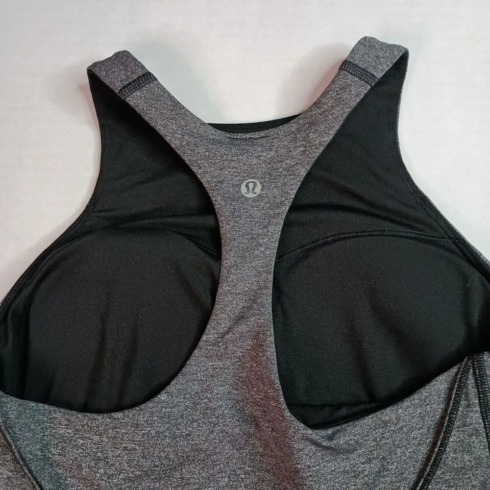 Lululemon Sports Bra Tank Top Women's 6‎ Basic Sleeveless Gray Solid Polyester
